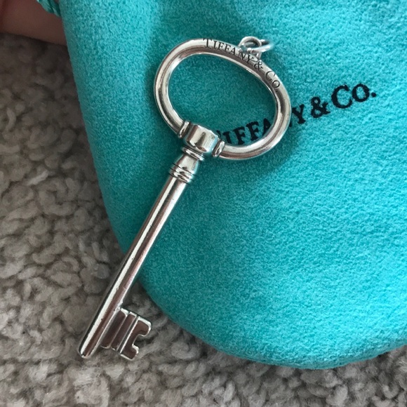 Silver Oval Tiffany Key - XL - Picture 4 of 4